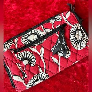 Vera Bradley Deco Daisy Zip Around Wallet